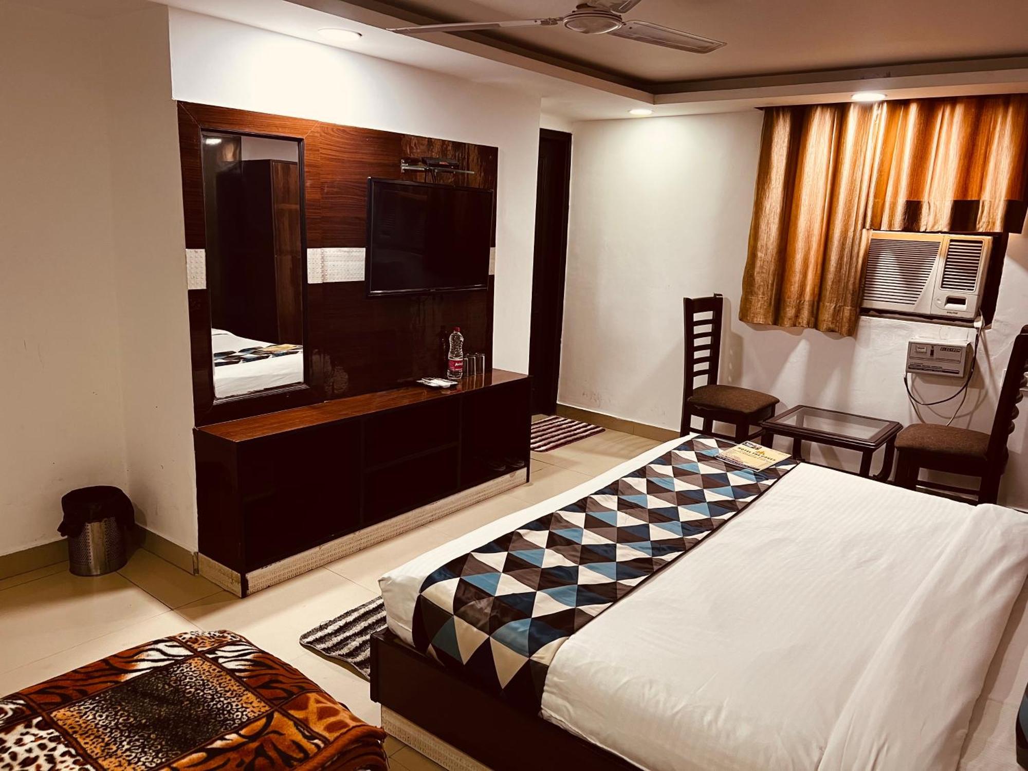Hotel Marina Near Igi Airport Delhi New Delhi Extérieur photo