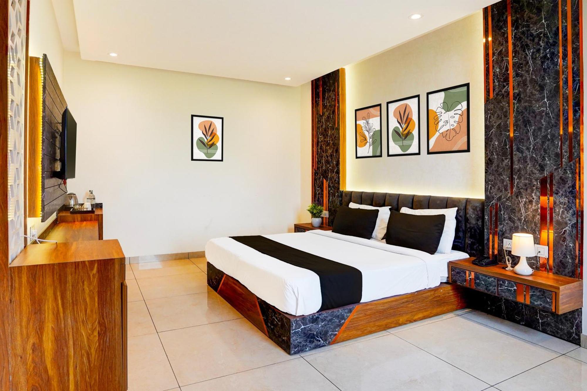 Hotel Marina Near Igi Airport Delhi New Delhi Extérieur photo